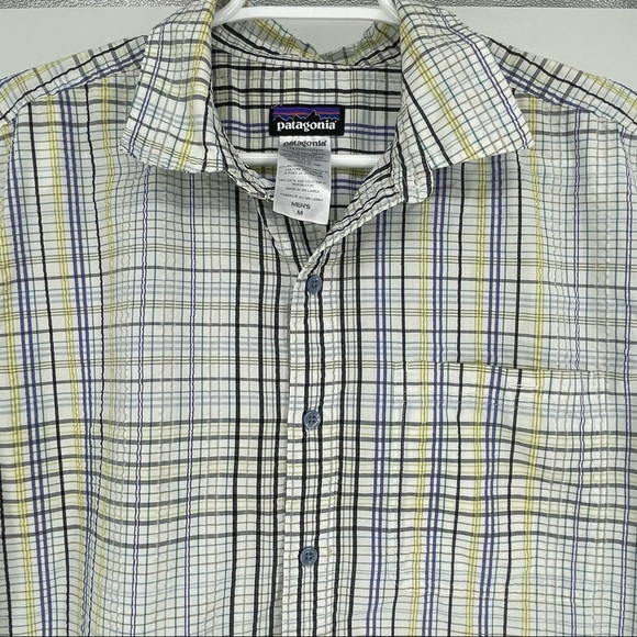 PATAGONIA MEN’S STRIPE CASUAL BUTTON DOWN SHIRT WHITE GREEN BLUE MEDIUM - Picture 3 of 7